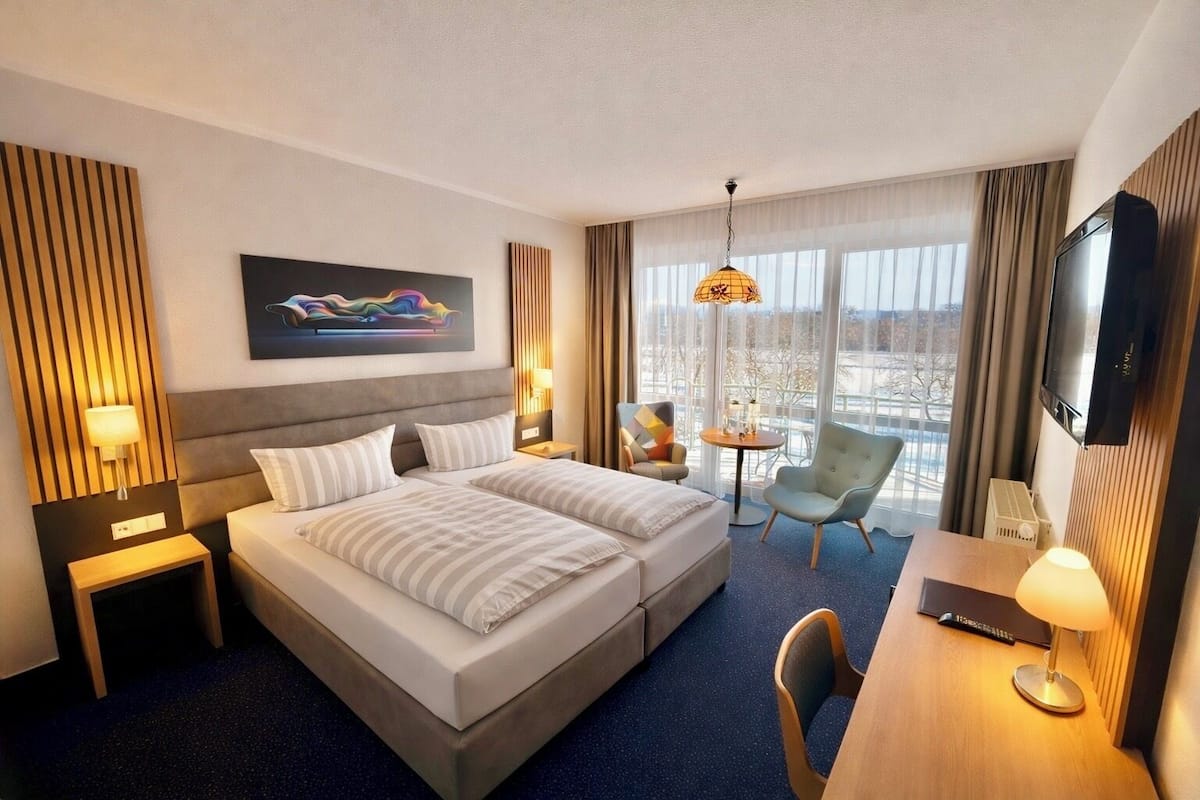 Dobbeltrom – business, 1 dobbeltseng, ikke-røyk, balkong (mit balkon) | Allergitestet sengetøy, skrivebord, lydisolert og barnesenger