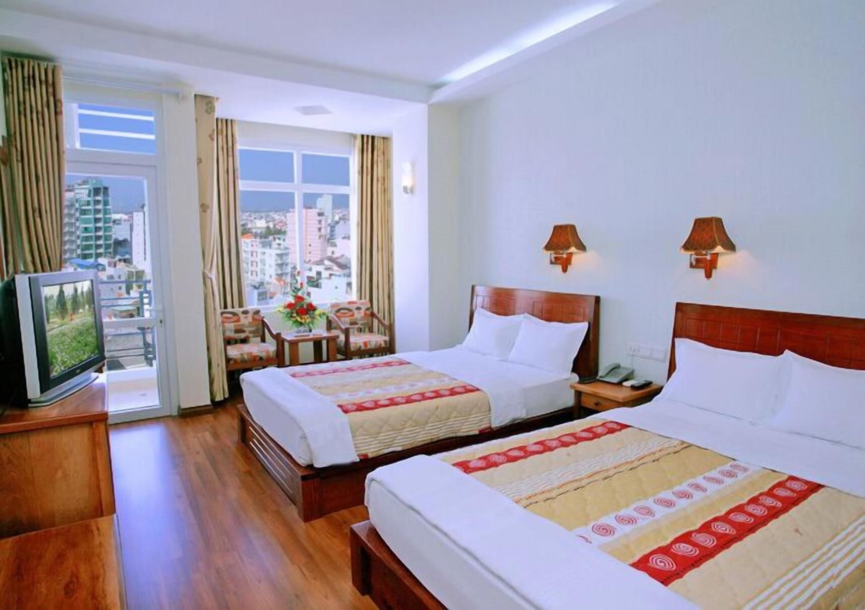 Minibar, in-room safe, desk, blackout curtains