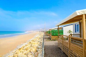 Elite Mobile Home, 3 Bedrooms, Sea View | Beach | On the beach - Atlantica Parc Beach (Tamri)