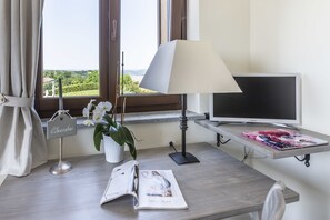 Phòng Suite có tầm nhìn toàn cảnh (Grigio Perla) | 1 phòng ngủ, bộ trải giường bằng vải cotton Ai Cập 