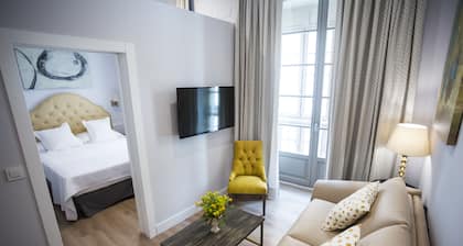 Casa de la Merced Suites
