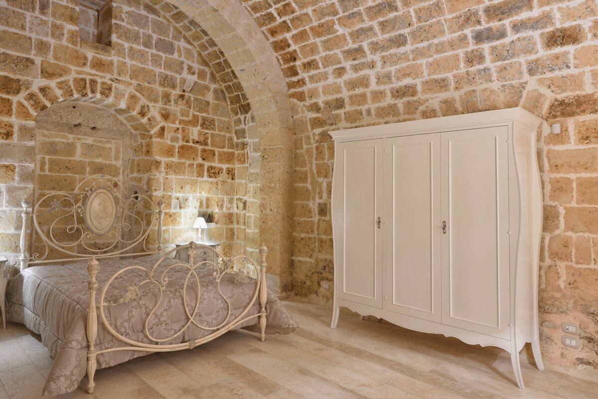 Individually decorated, individually furnished, free WiFi, bed sheets