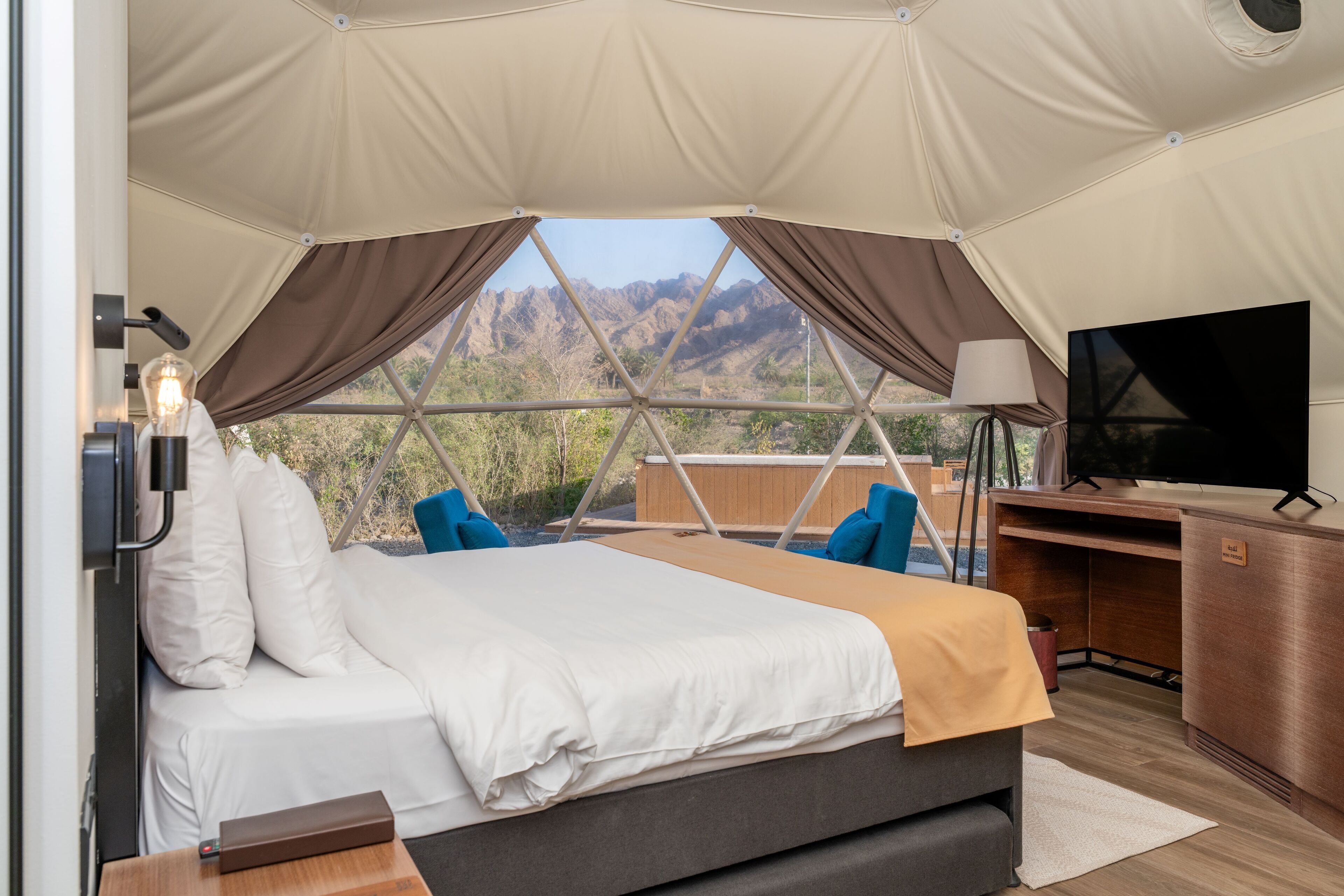 Dome Tent with Plunge Pool and Included Adventure Activities | Minibar, rideaux occultants, fer et planche à repasser, Wi-Fi gratuit
