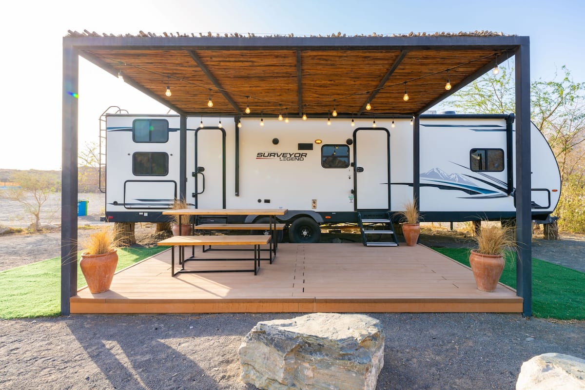 Deluxe Campers for Families and dog-friendly plus Adventure Activities | Terrace/patio