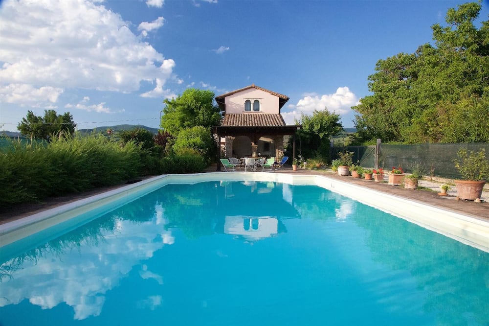 B&B With Pool and View of Assisi - Palazzo