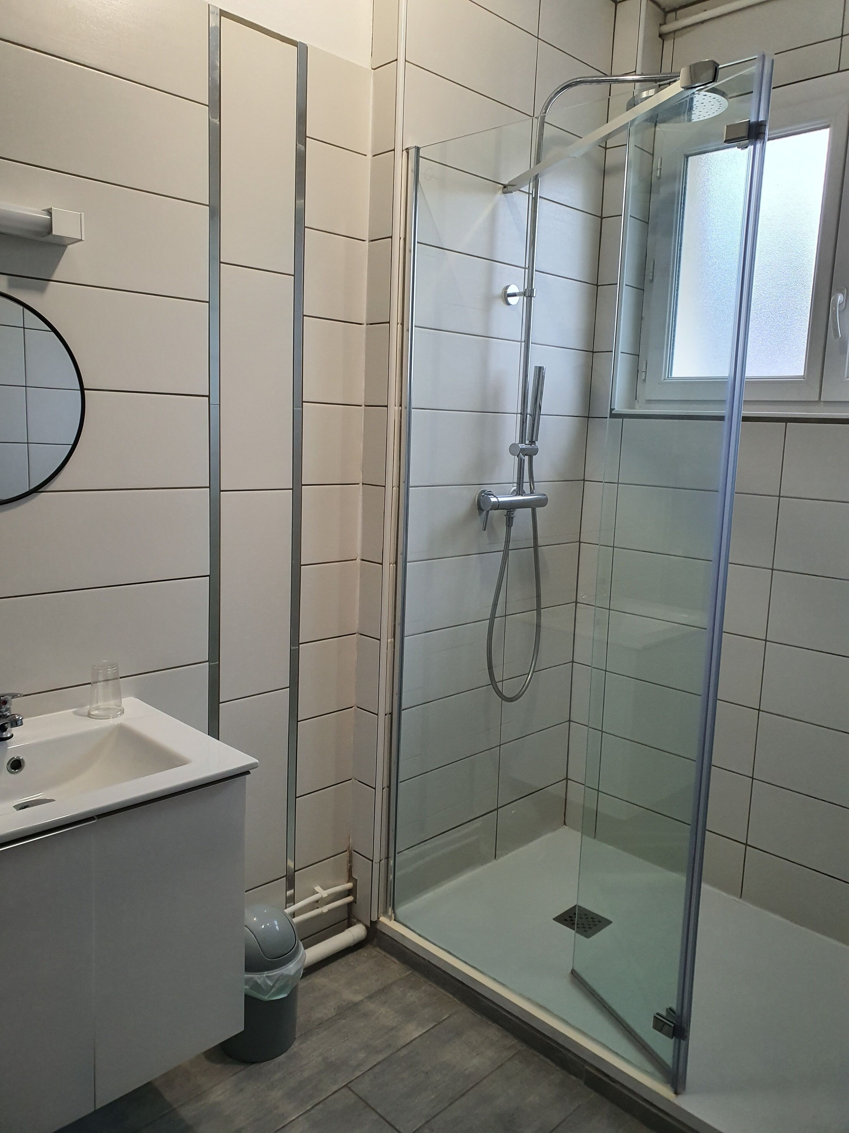 superior double room | bathroom | shower, free toiletries, hair dryer, towels