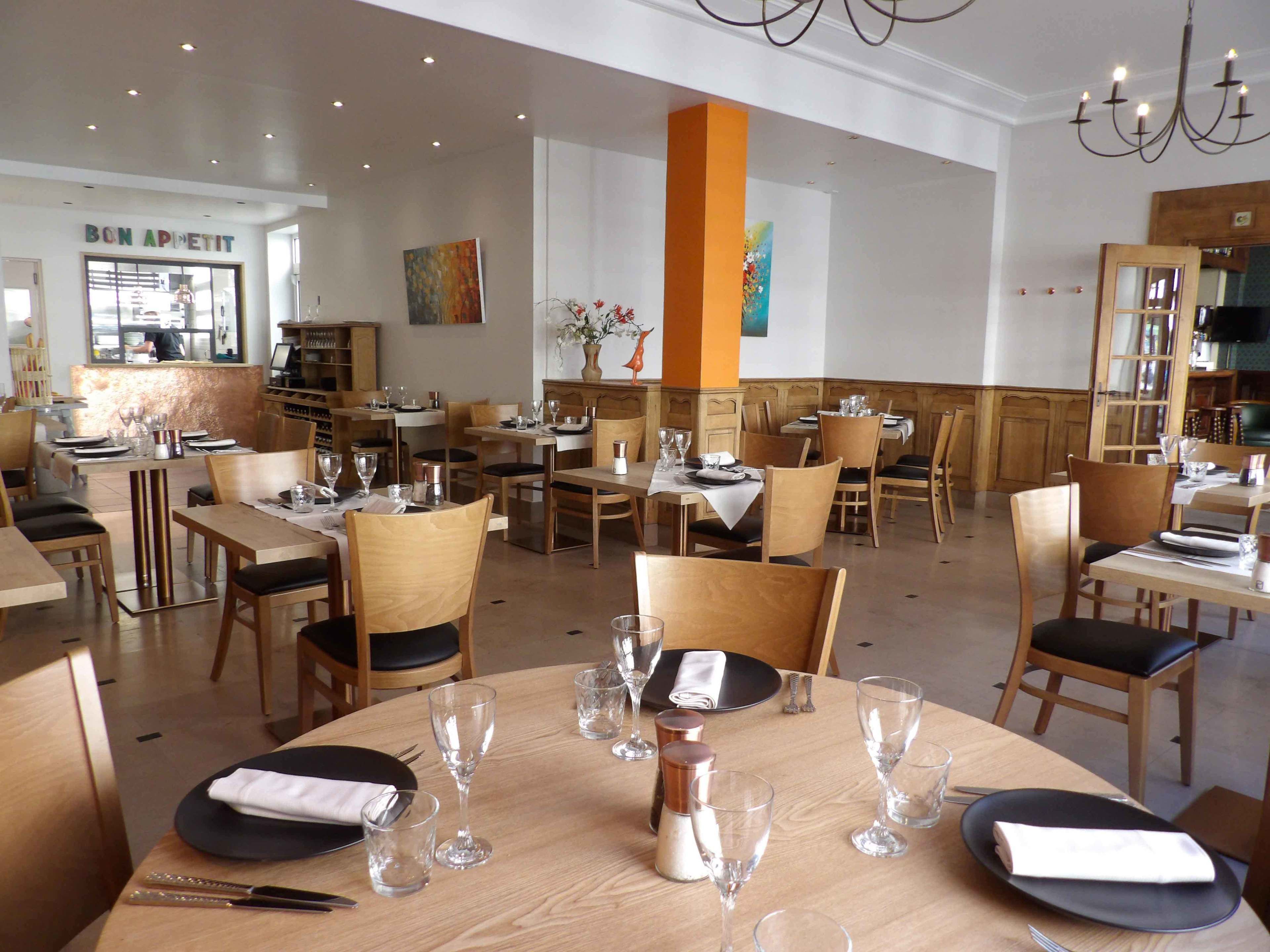 breakfast, lunch, dinner served; local cuisine