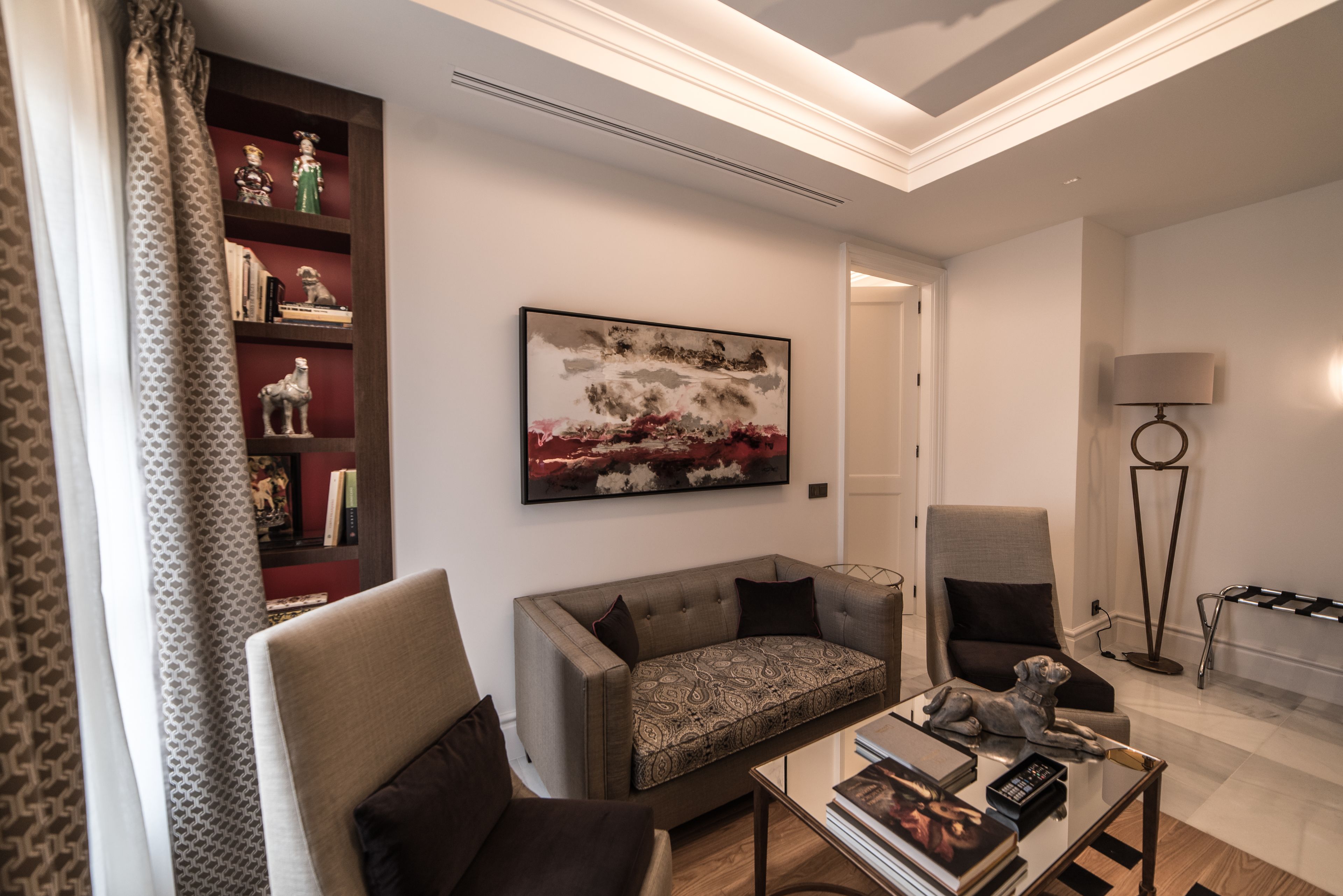 suite, 1 king bed (jerez) | 1 bedroom, premium bedding, minibar, in-room safe