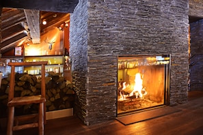 Fireplace - Hôtel Le Savoy Méribel (Les Allues)