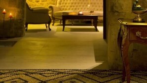 Coin salon dans le hall