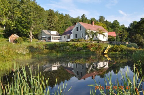 Charming & Private Farm House