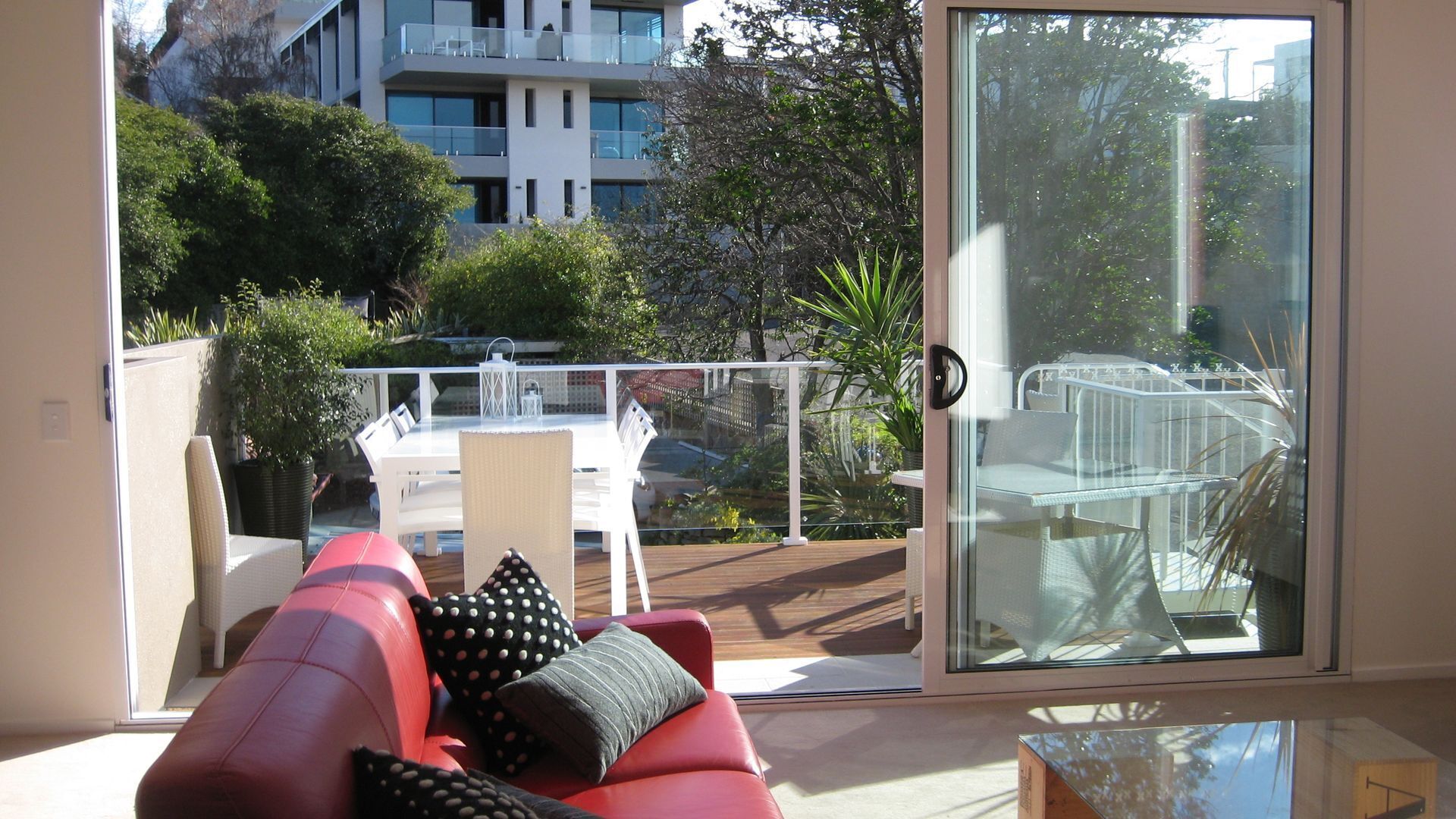 Red Door Penthouse in Battery Point — image 5