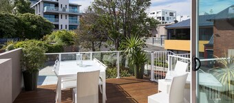 Red Door Penthouse in Battery Point