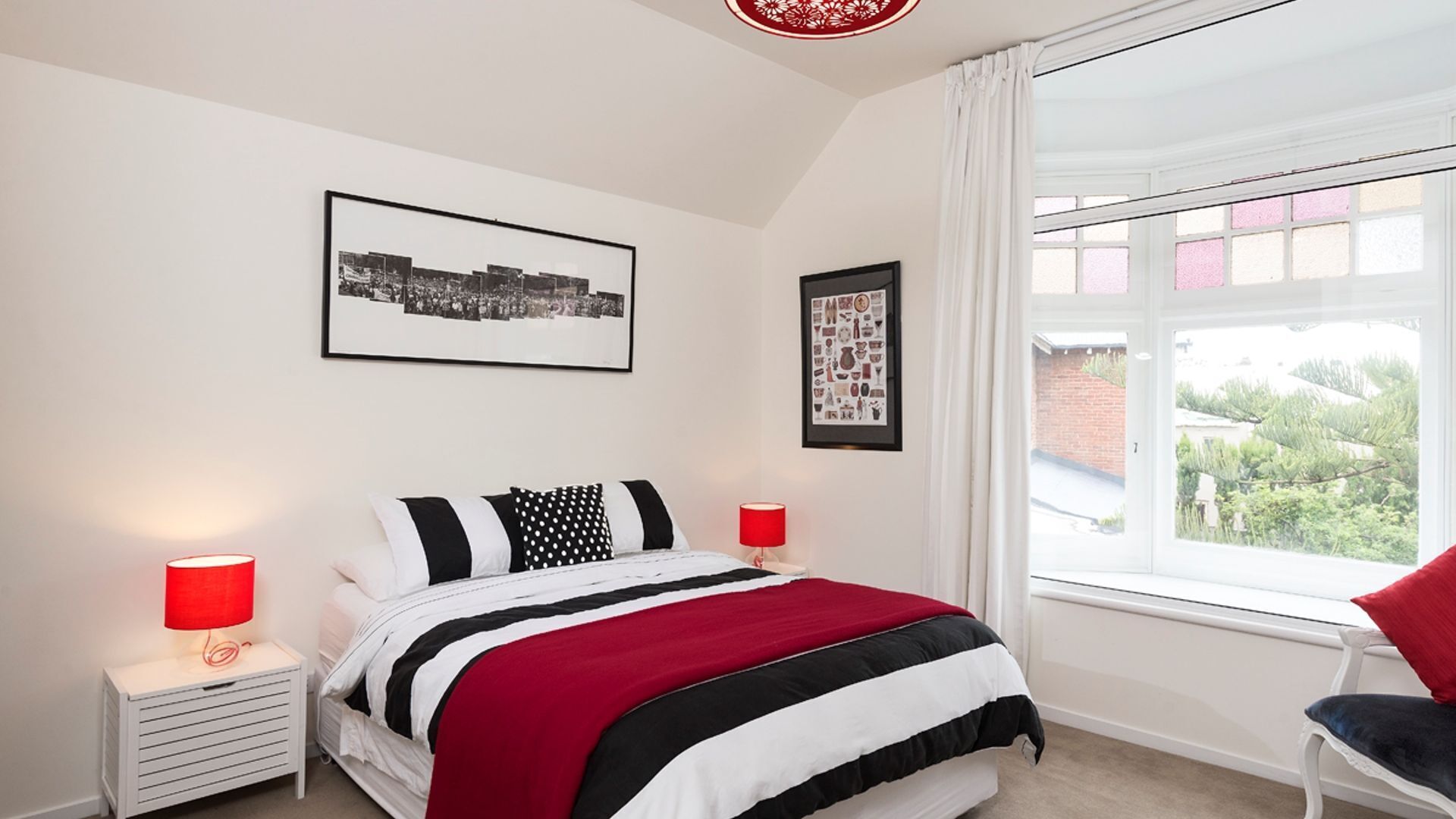 Red Door Penthouse in Battery Point — image 10