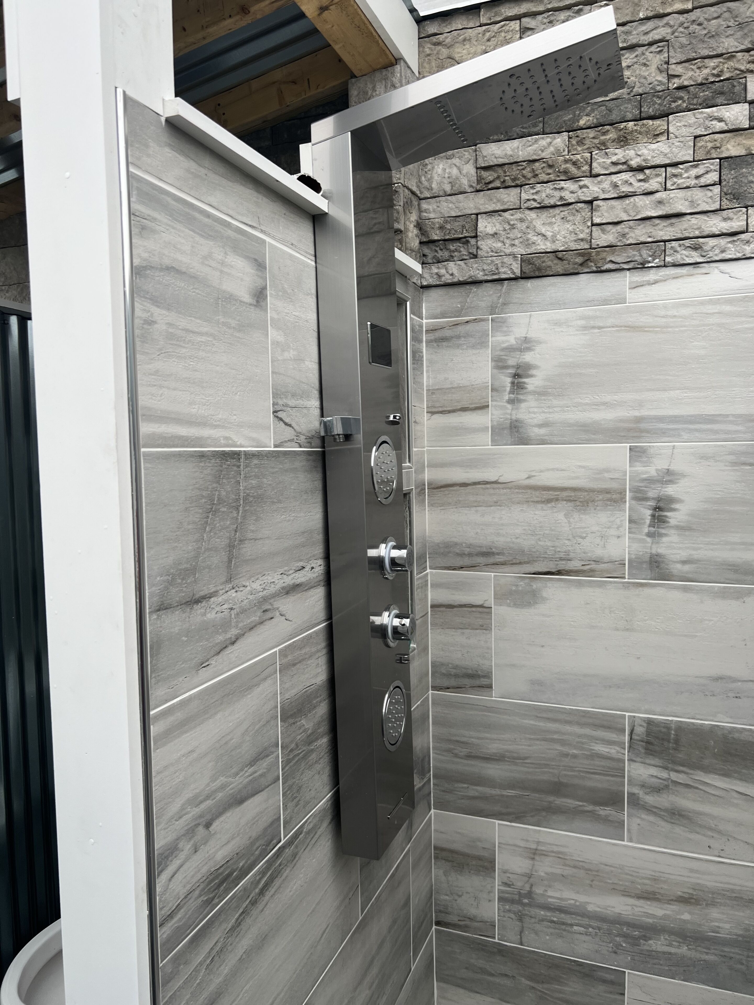 Bathtub