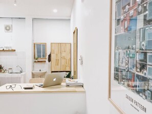 Interior - innalley no.4 - Bright & Airy townhouse in central District 1 (Ho Chi Minh)