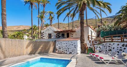 GC0242 Holiday cottage with private pool in Santa Lucía