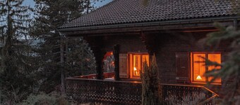 Charming lux chalet, views, comfort, escape, Samoens Valley, peaceful log fire