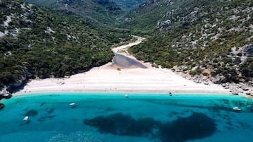 Vlak bij het strand