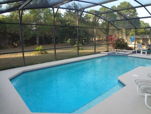 Piscine extérieure, piscine chauffée