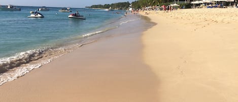 Vlak bij het strand, strandlakens