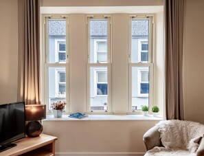 Flachbildfernseher, DVD-Player