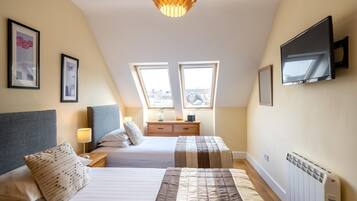 2 bedrooms, iron/ironing board, travel crib, free WiFi