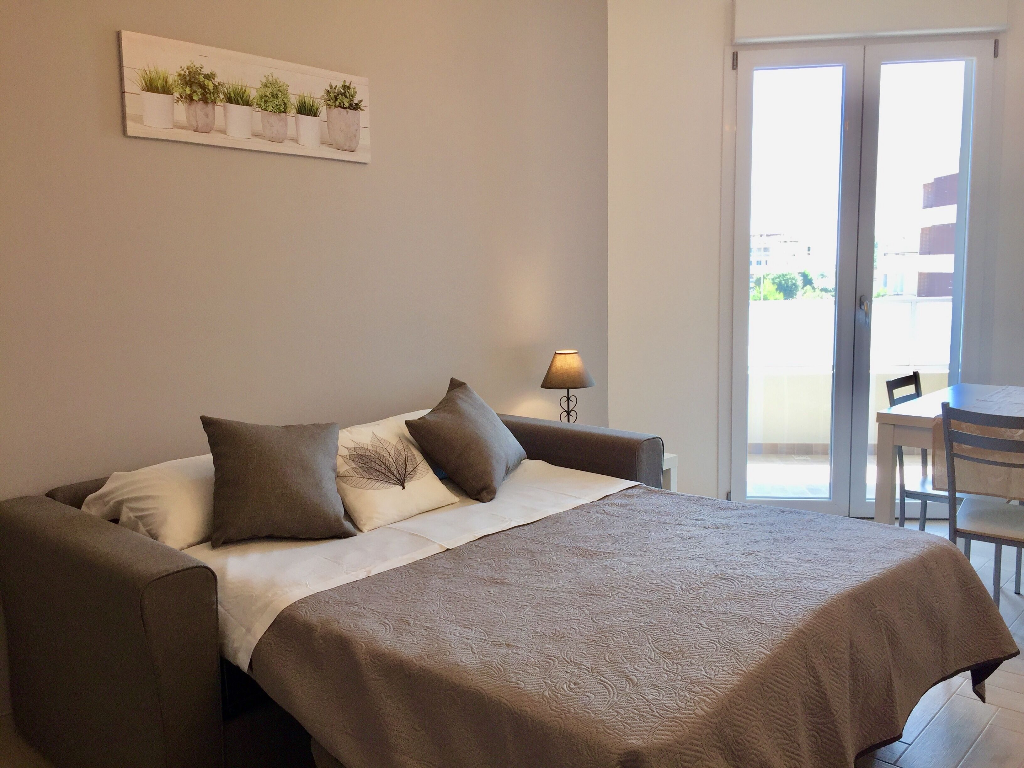 1 camera, ferro/asse da stiro, Wi-Fi, lenzuola