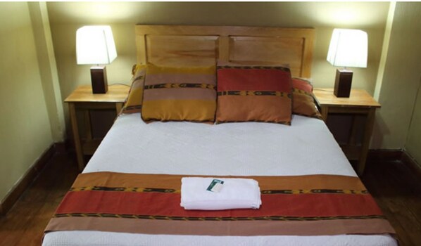 Classic Single Room, 1 Double Bed, Non Smoking | Free WiFi