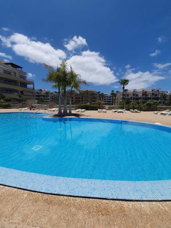 Utomhuspool
