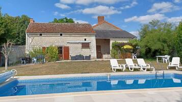 Piscine extérieure