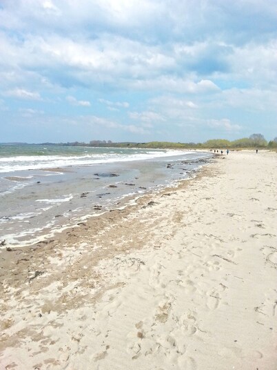 Vacation dream: 30m to the beach, sea view, sauna, whirlpool, 2 bedrooms just luxury