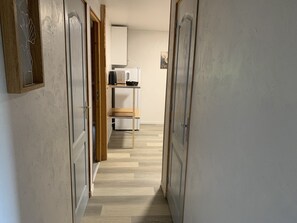 Interni