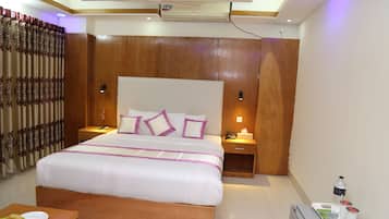 Down duvets, pillow-top beds, desk, soundproofing