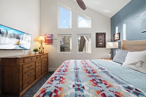 2 bedrooms, desk, iron/ironing board, travel crib