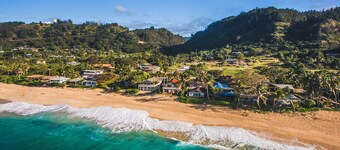 Vakker * Beachfront * Estate på Sand på Sunset Beach! Paradis på stranden