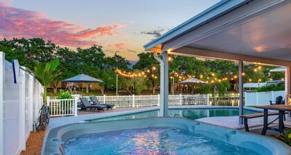 Tampa Villa w Private Dock Luxury Heated POOL & Hot tub