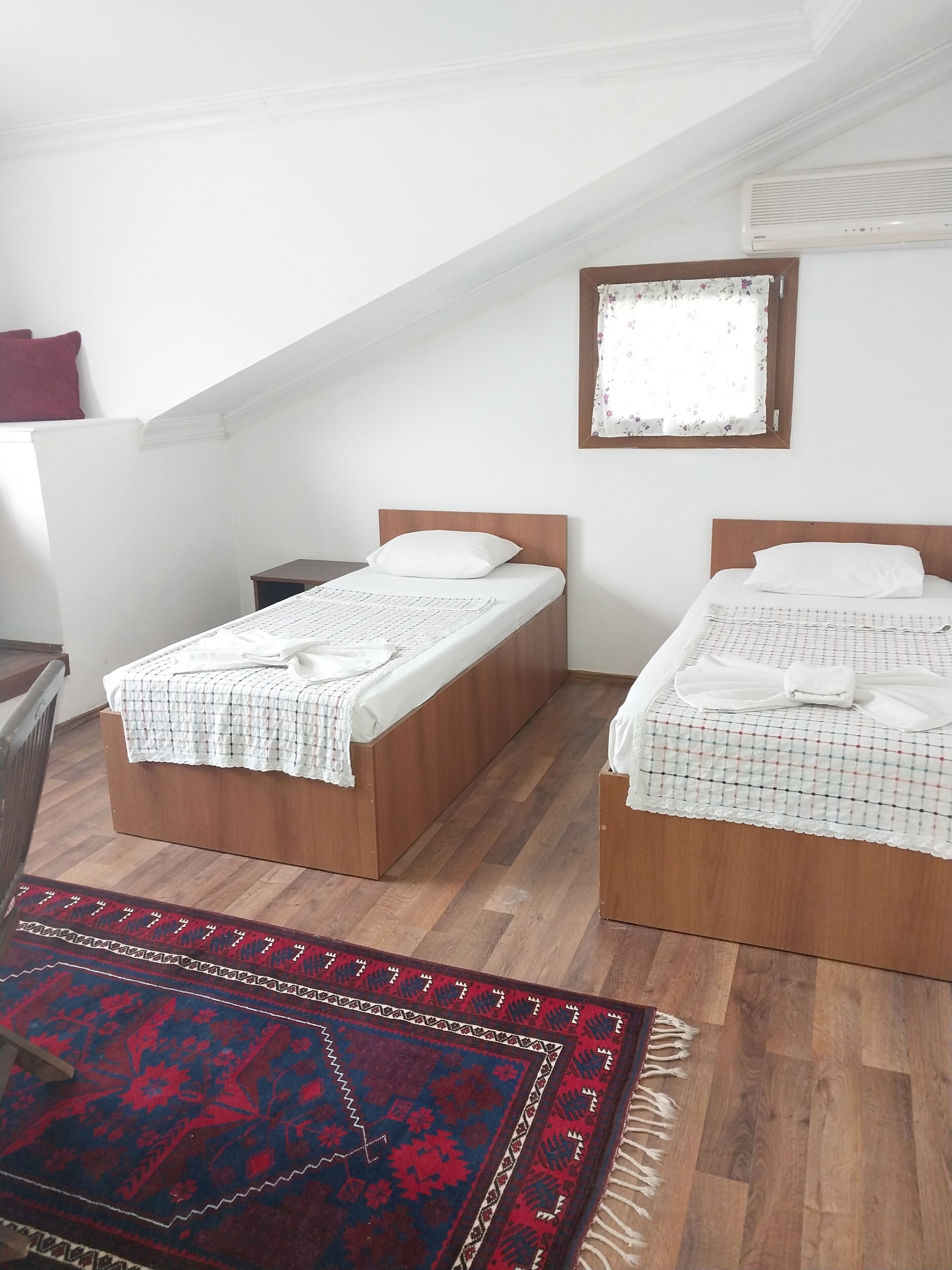 Grand Quadruple Room | Soundproofing, free WiFi, bed sheets