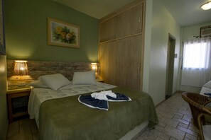 In-room safe, free WiFi, bed sheets - Spa Recanto (Cabreuva)