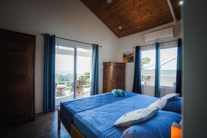 Panoramic Bungalow, Multiple Beds, Non Smoking, Ocean View | 1 bedroom, premium bedding, in-room safe, soundproofing - Lodge Las Estrellas de Samara (Sámara)