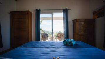 Panoramic Bungalow, Multiple Beds, Non Smoking, Ocean View | 1 bedroom, in-room safe, soundproofing, free WiFi