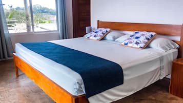 1 habitación, caja de seguridad en la habitación y insonorización