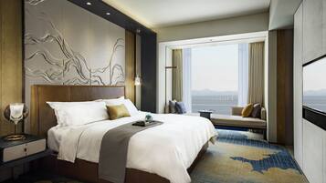 Premium bedding, minibar, in-room safe, desk