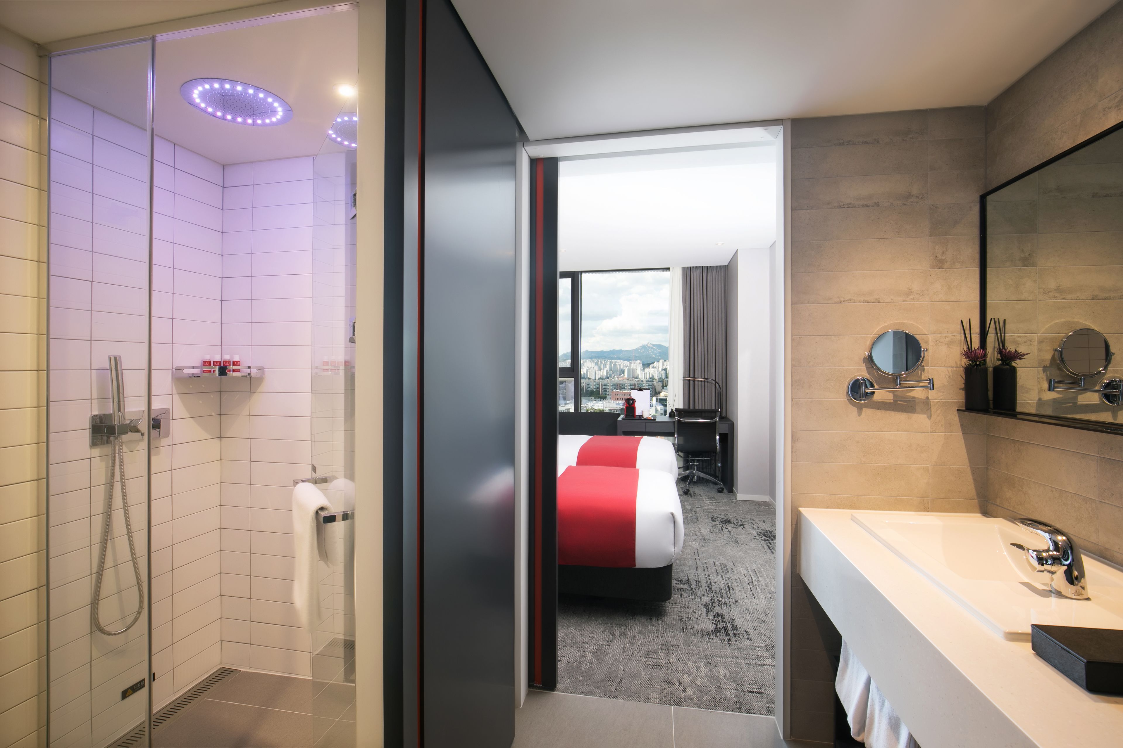 deluxe room, 2 single beds, non smoking | bathroom | hair dryer, bathrobes, slippers, bidet