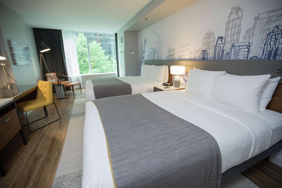 Premium bedding, down comforters, in-room safe, desk