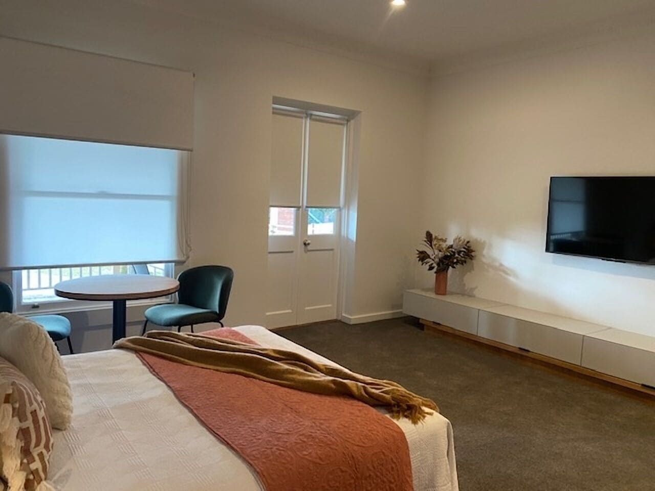 deluxe balcony room | individually decorated, individually furnished, free wifi, bed sheets