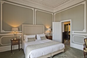In-room safe, blackout drapes, soundproofing, iron/ironing board - Casa da Moira (Avis)