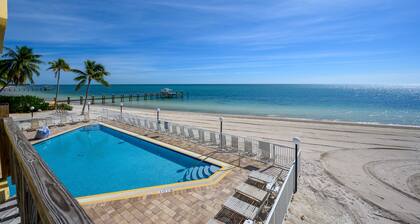 KA Beach, quai, piscine, cuisine, tennis, bain Ă remous, paradis tropical