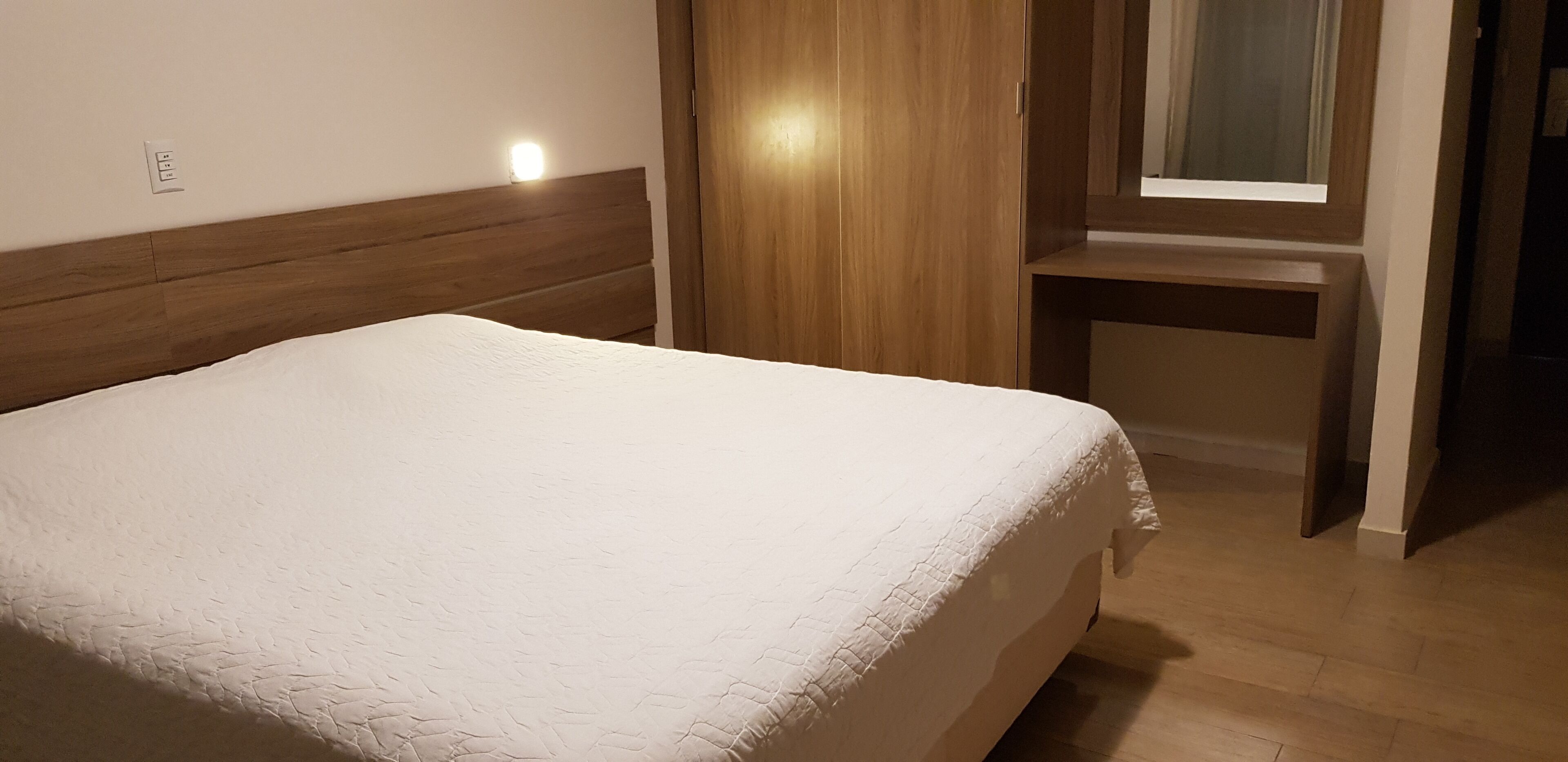 Minibar, desk, free WiFi, bed sheets