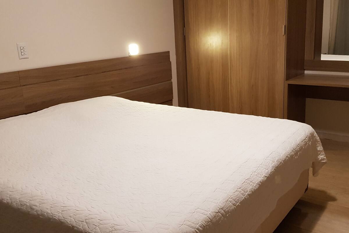 Minibar, desk, free WiFi, bed sheets